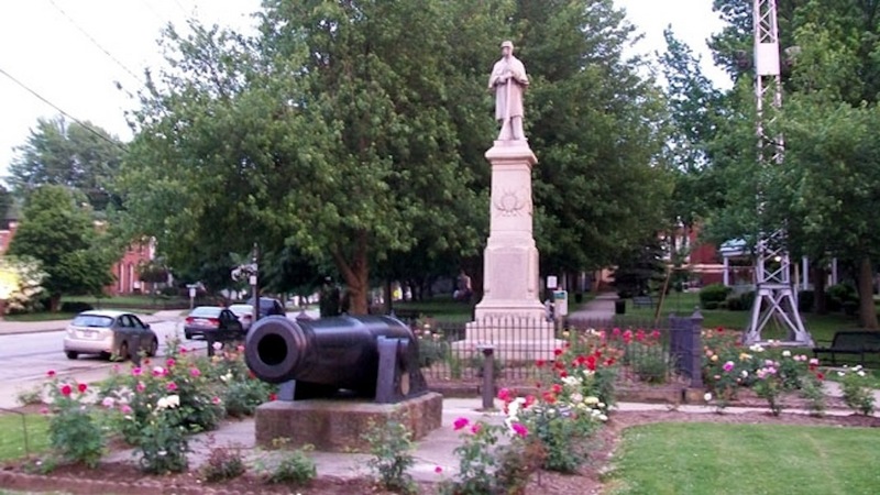 Civil War Soldiers' Memorial and Cannon