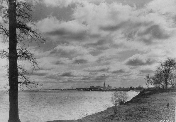 View of Downtown Cleveland from Edgewater Park