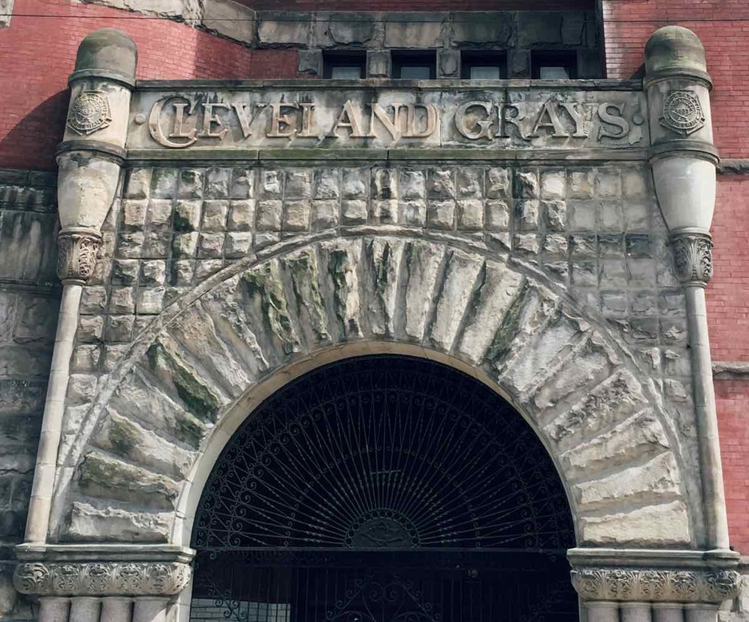 Richardsonian Romanesque Arch